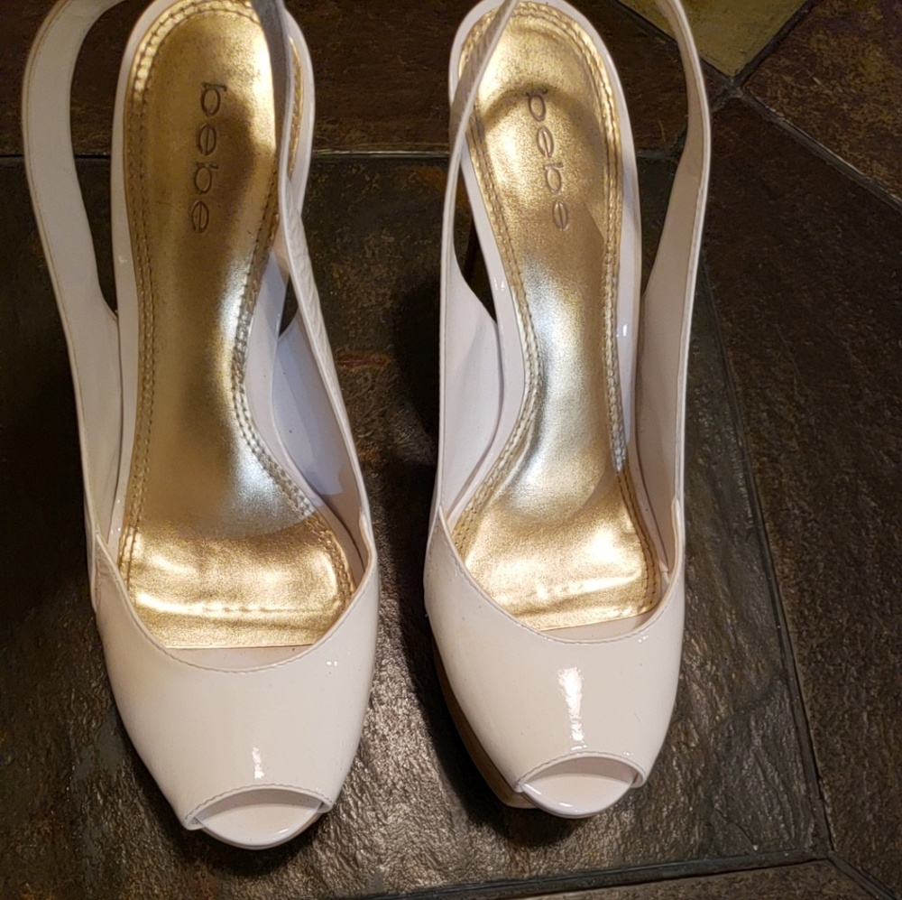 Bebe white sling back peep toe platform heels